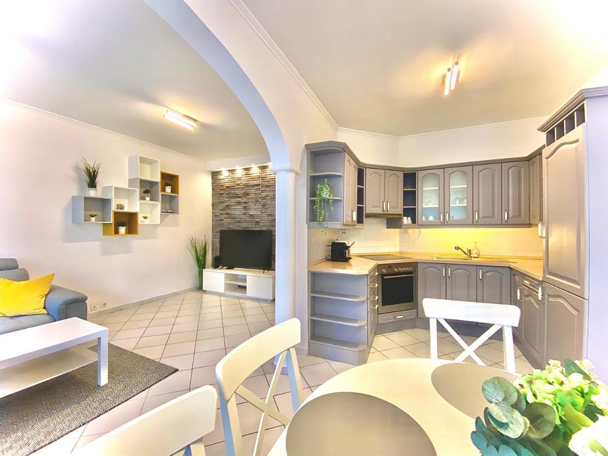 Mirell Apartman Szeged Exterior foto